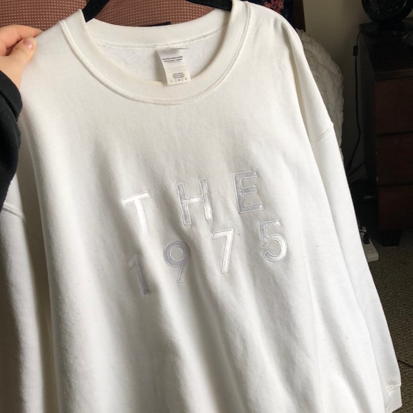 Sweaters - The 1975 concert pullover/sweatshirt (no hood)